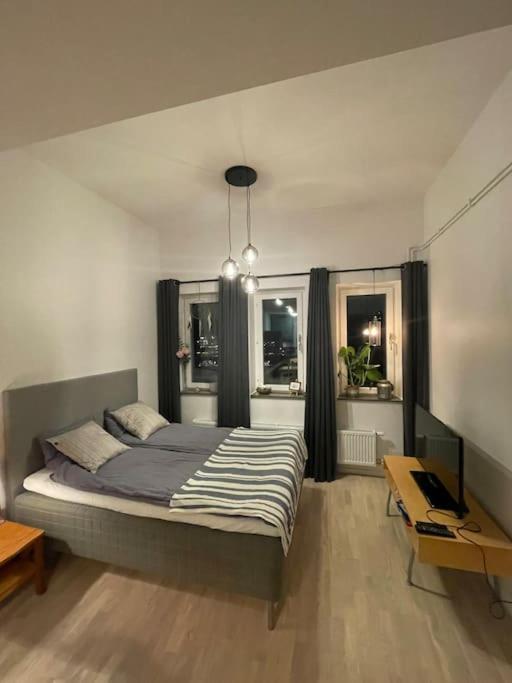 נאקה Newly Built Bright Apartment, Close To Everything If You Want To Visit Stockholm, You Will Find The Perfect Accommodation Here! Ferry Line 80 Makes It Very Convenient And Easy To Get To The City Center מראה חיצוני תמונה